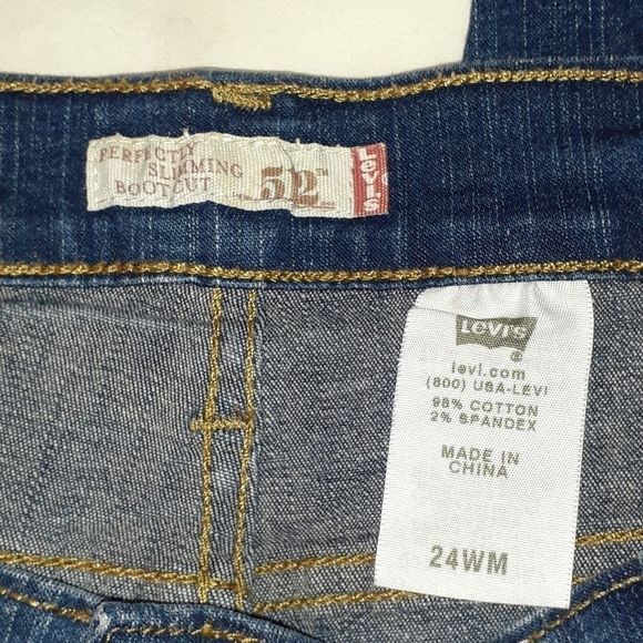 Levi's 512 Perfectly‎ Slimming Boot Cut Jeans Size 24 WM - Picture 6 of 10